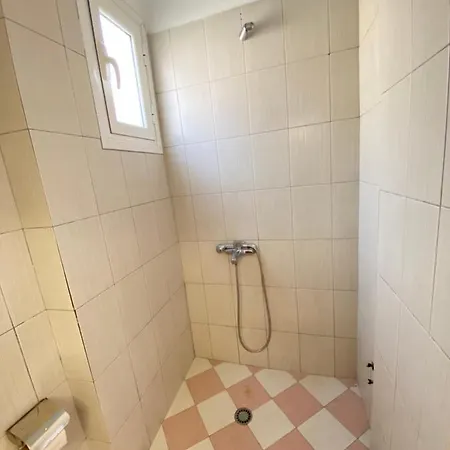 Ideal For Family Saranda